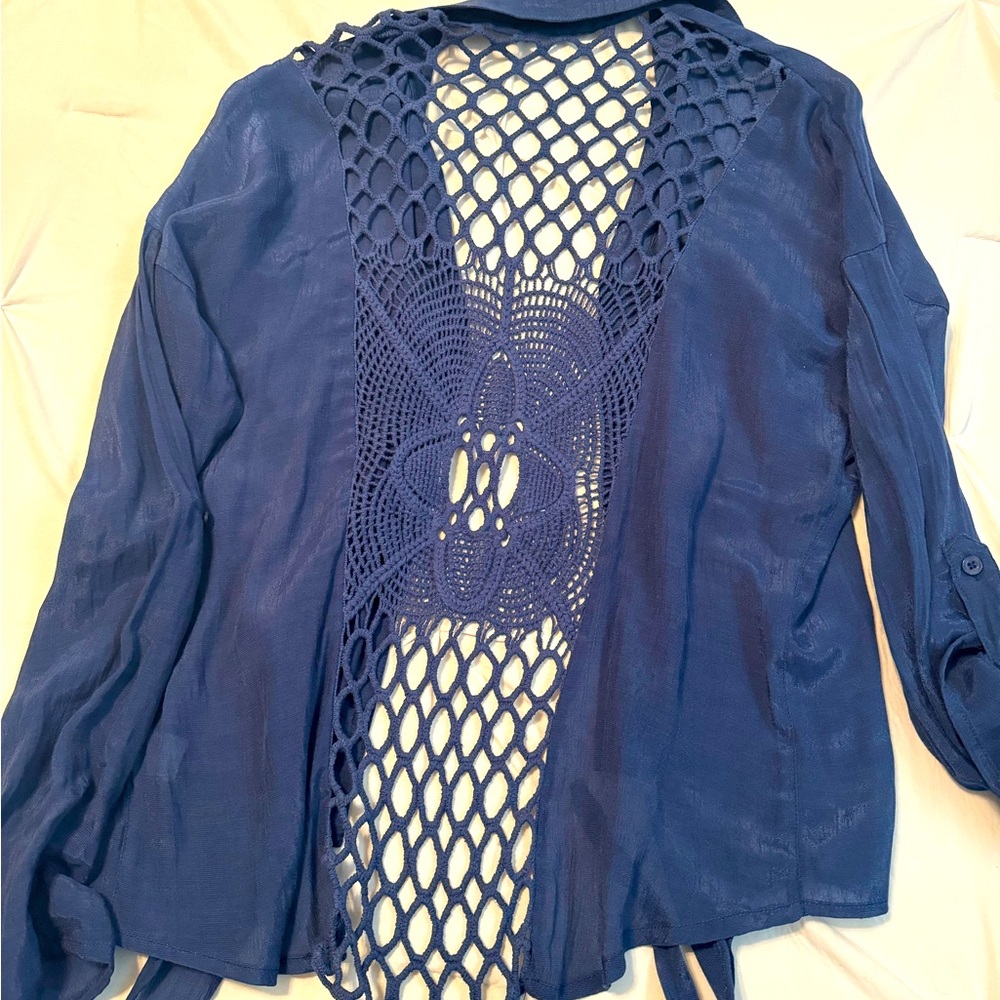 Lightweight silky barely there back blouse